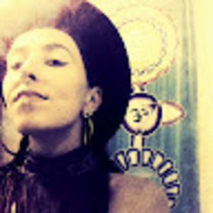 Meet your Posher, Chloe